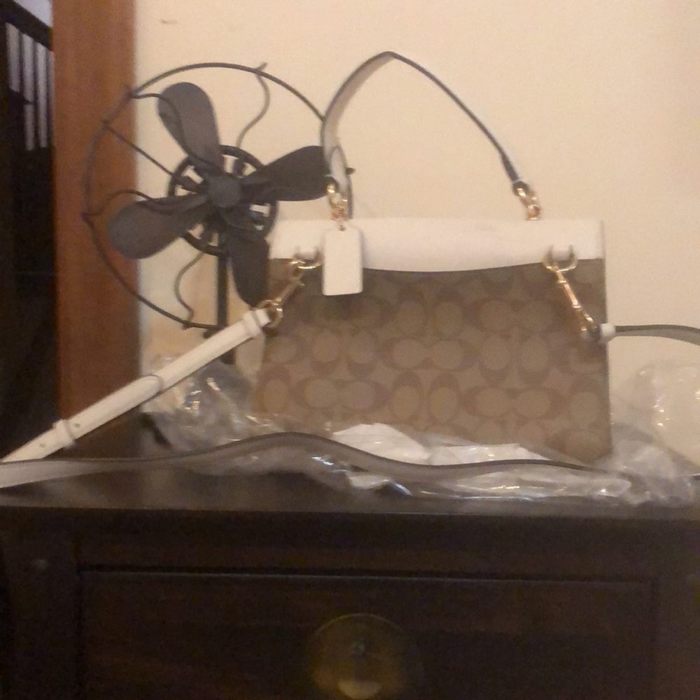 NWOT Coach - Picture 6 of 14